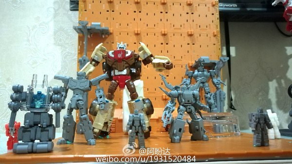 X2Toys To Make Poseable Unofficial Titan Master Style Figures, Upgrades And More  02 (2 of 4)